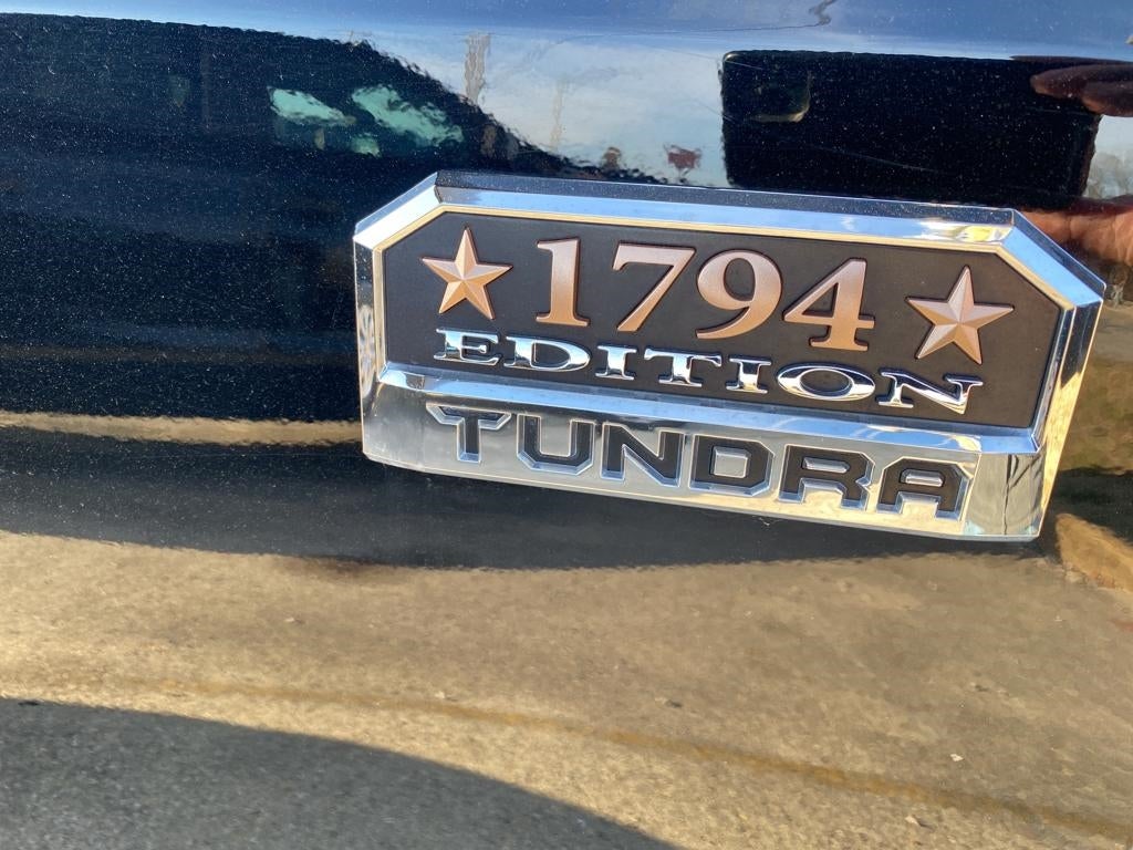 2020 Toyota TUNDRA CRE Base